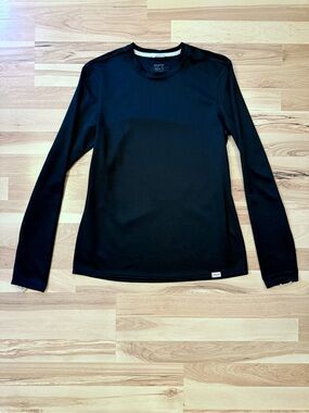 Patagonia Women's Medium Capilene 3 Midweight Base Layer Top Black Thumb Loops